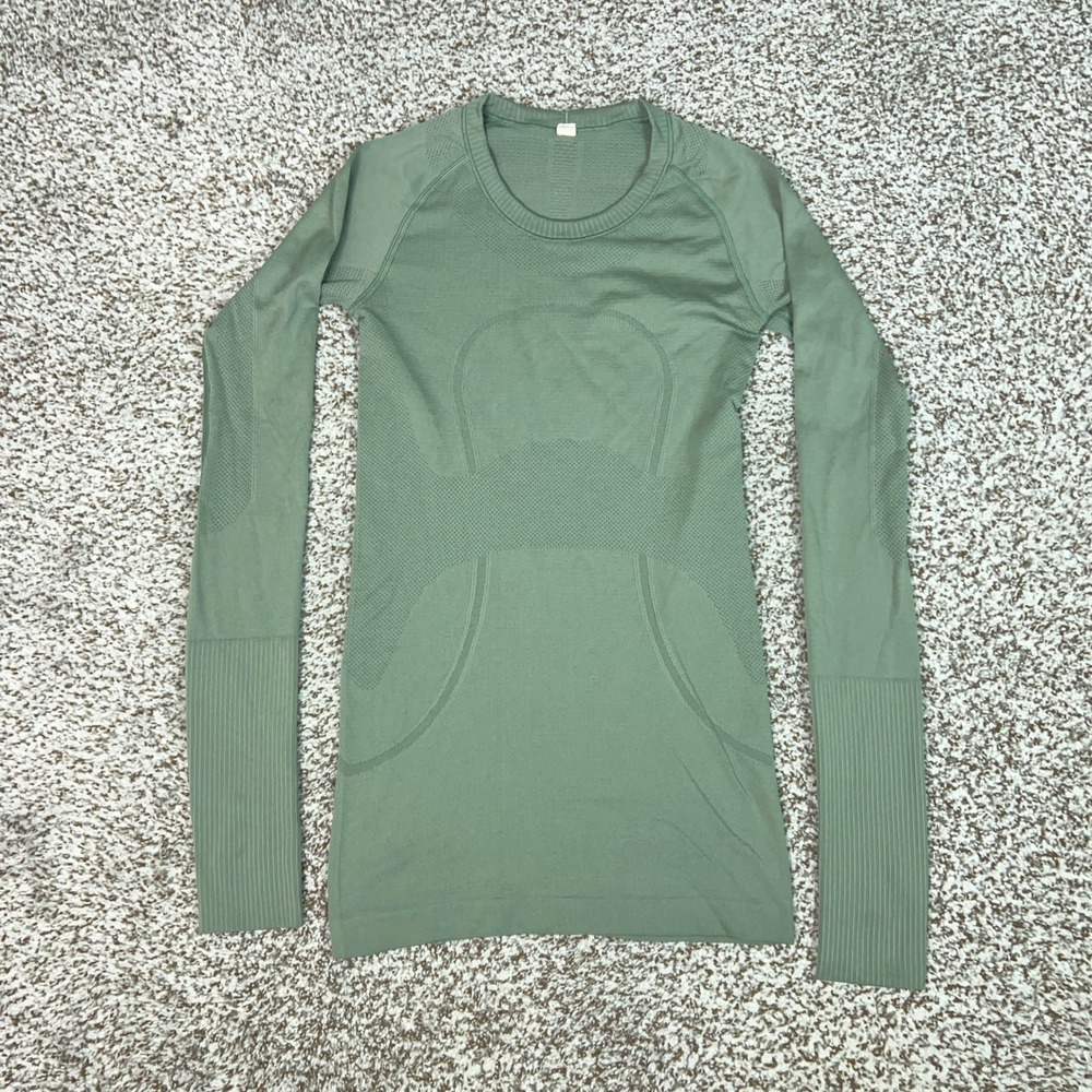 Lululemon Shirt Women 4 Green Running Activewear Swiftly Tech Long Sleeve Gym